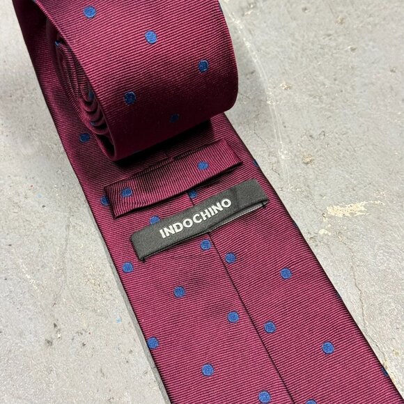 Indochino Tie Polka Dot 100% Silk Purple 3.5" - Picture 4 of 6